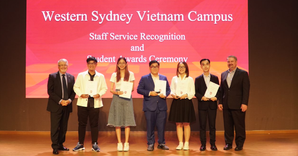 Lễ vinh danh các cá nhân đạt thành tích xuất sắc và đóng góp tích cực cho Western Sydney Việt Nam