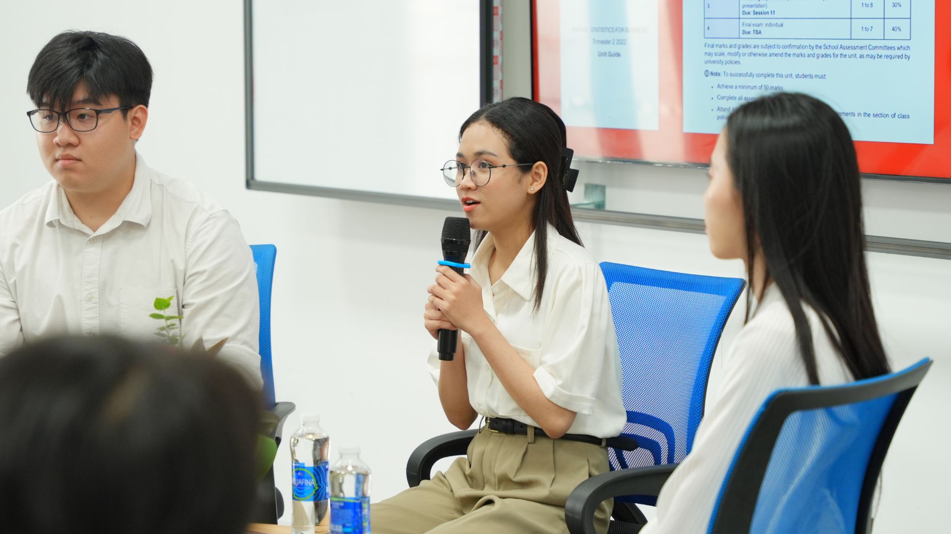 Bạn Nguyễn Thị Thanh Xuân chia sẻ các bí quyết đạt điểm tốt cho các bài tập trong lớp tại Welcome Newbies 2023