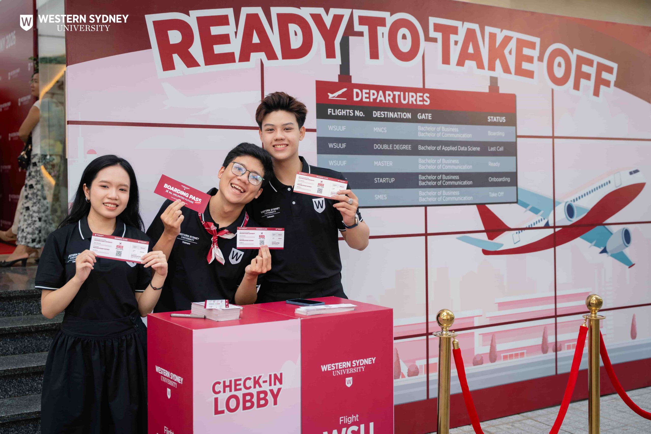 Limited Boarding Pass tại Booth máy bay Ready To Take Off